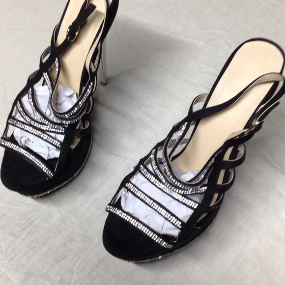 Elegant Black Strappy Women's Heels - Picture 2 of 6